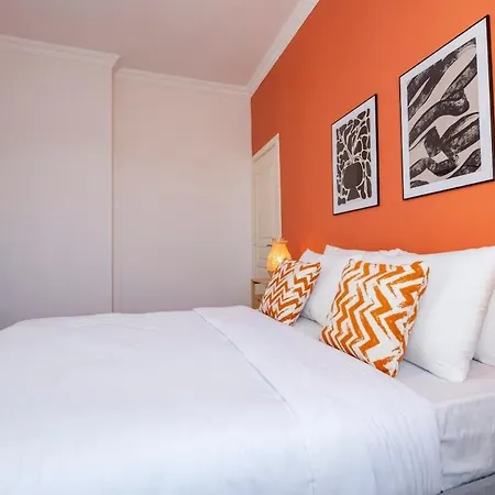 High-ceiling Three-bedroom شقة *