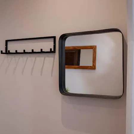 High-ceiling Three-bedroom アパート